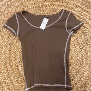 Brandy Melville brown baby tee